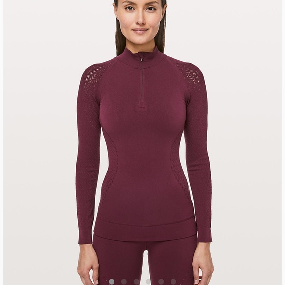 lululemon athletica Tops - Lululemon reveal 1/2 zip NWT size 8